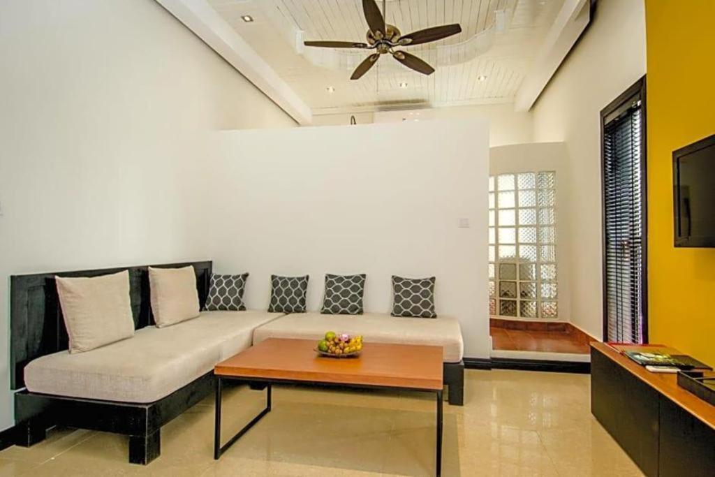 Mulberry Hotel Sziemreap Kültér fotó