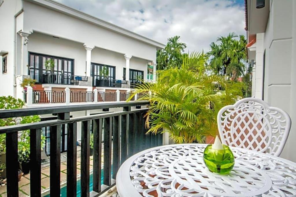 Mulberry Hotel Sziemreap Kültér fotó
